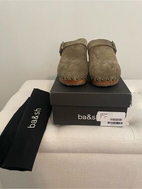 BNIB Ba&sh clogs